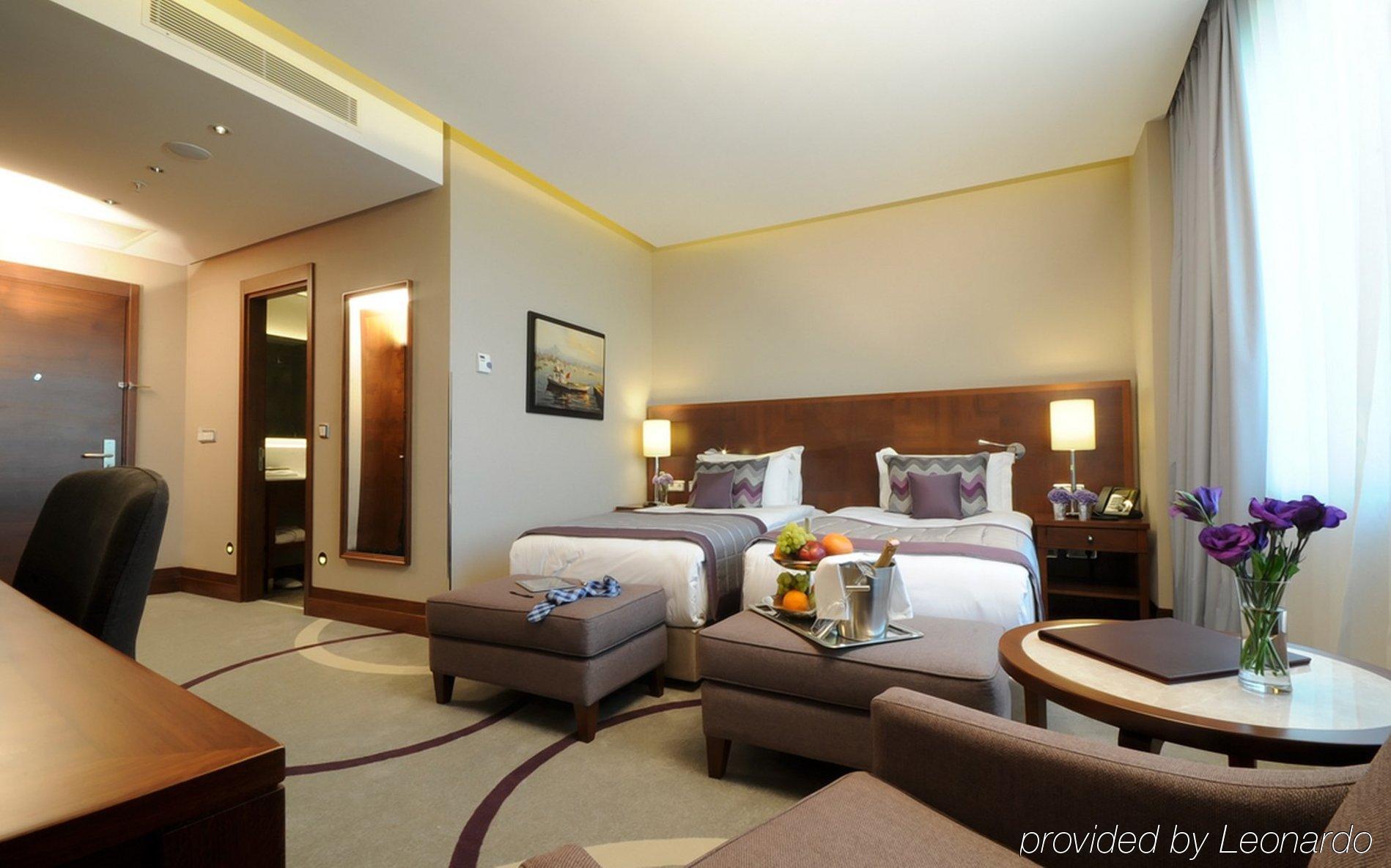 Hotel Crowne Plaza Istanbul Oryapark By Ihg Exterior foto